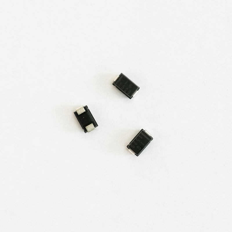 PTC熱敏電阻（自恢復保險絲）SMD0603